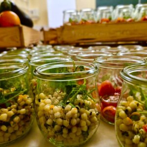 Perl-Couscous-Salat im Glas 🌱