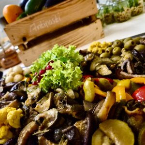 Antipastiplatte für 10 Personen 🌱